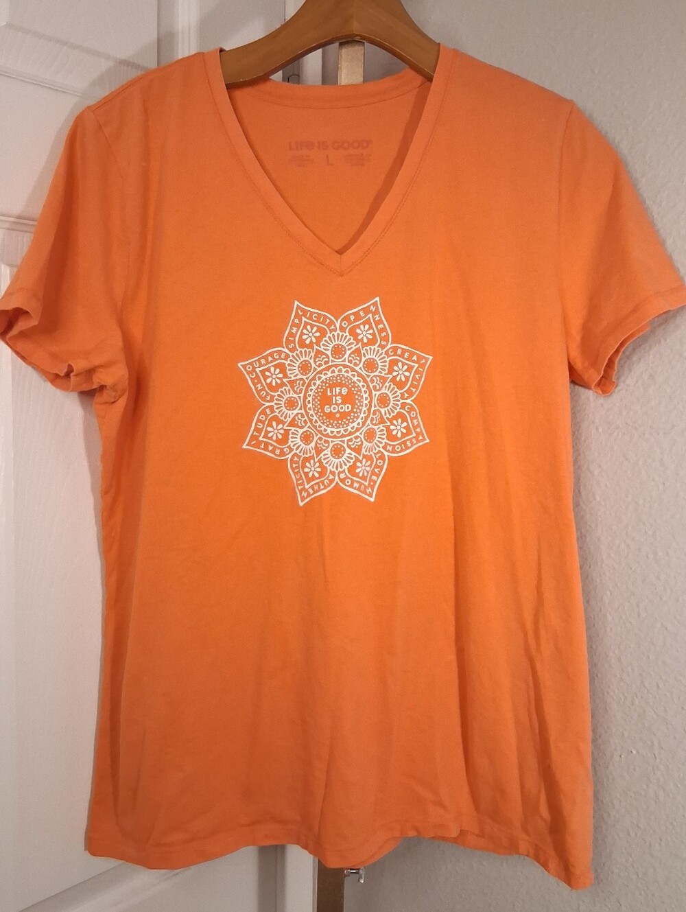 Life Is Good Orange Graphic V Neck T Shirt Large